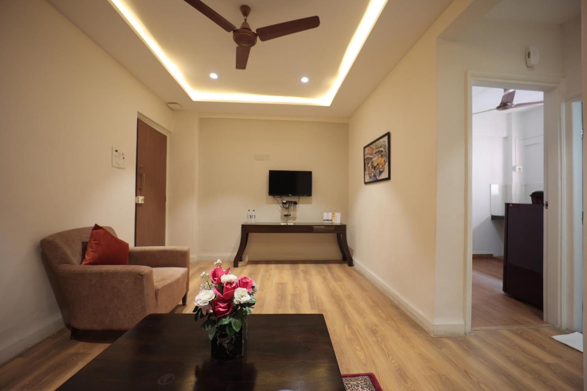 The Byke Studio Pure Veg Apartment, Thane Extérieur photo