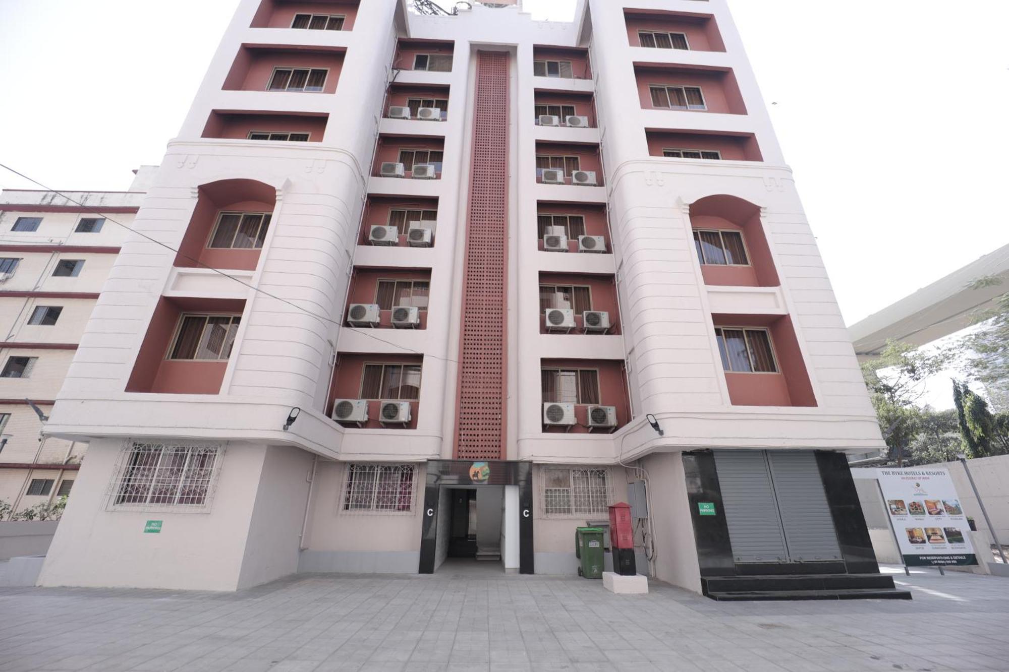 The Byke Studio Pure Veg Apartment, Thane Extérieur photo