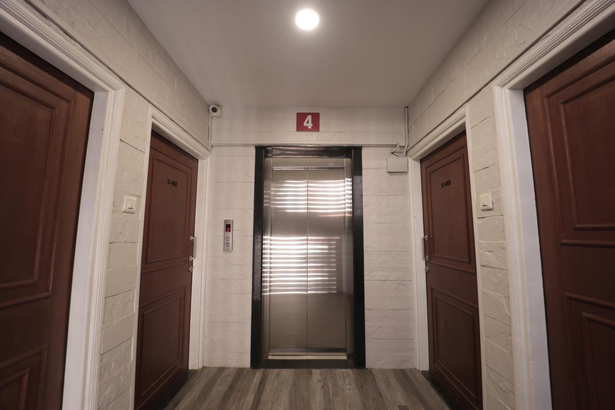 The Byke Studio Pure Veg Apartment, Thane Extérieur photo